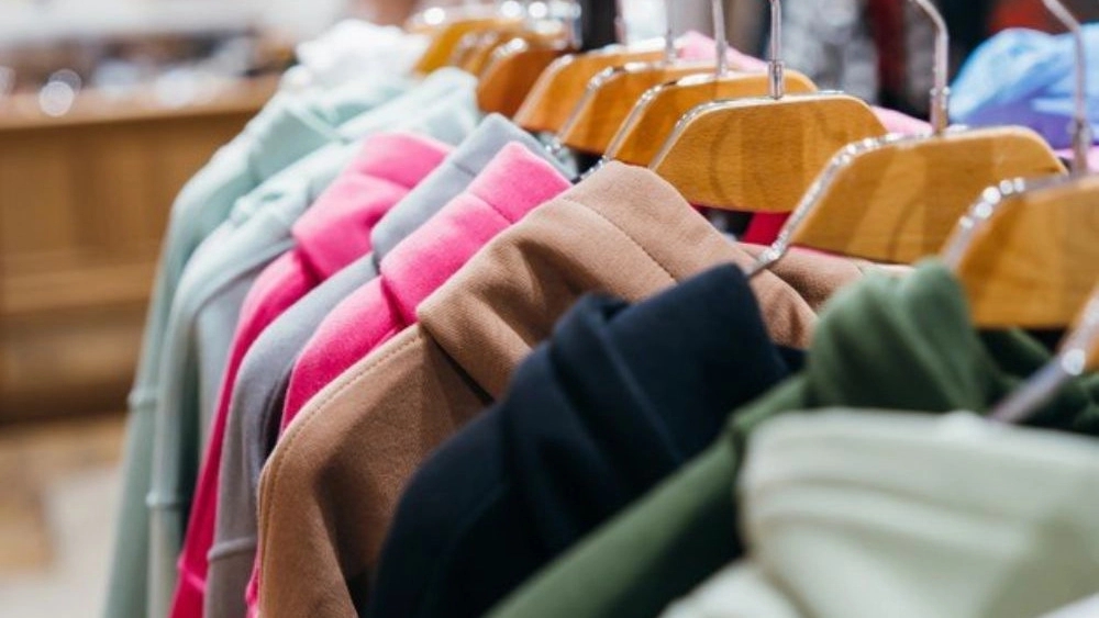 Victoria production, sale and distribution of all kinds of women's clothes in Tehran