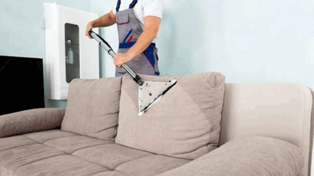 Advantages of using sofa cleaning services