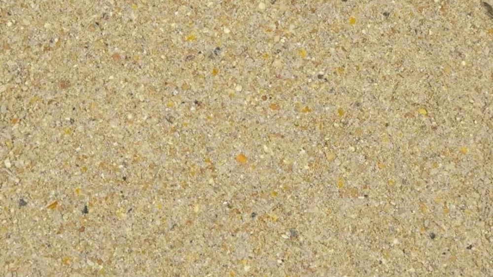 Wholesale sale of first grade chicken feed
