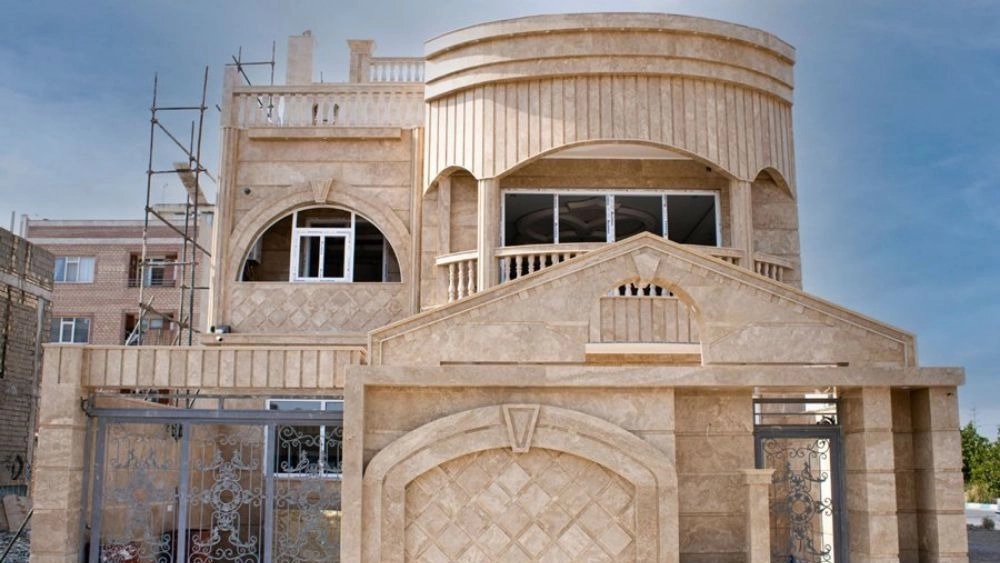 Stone masons of Kurdistan, design and implementation of the facade of the building in South Rudbar