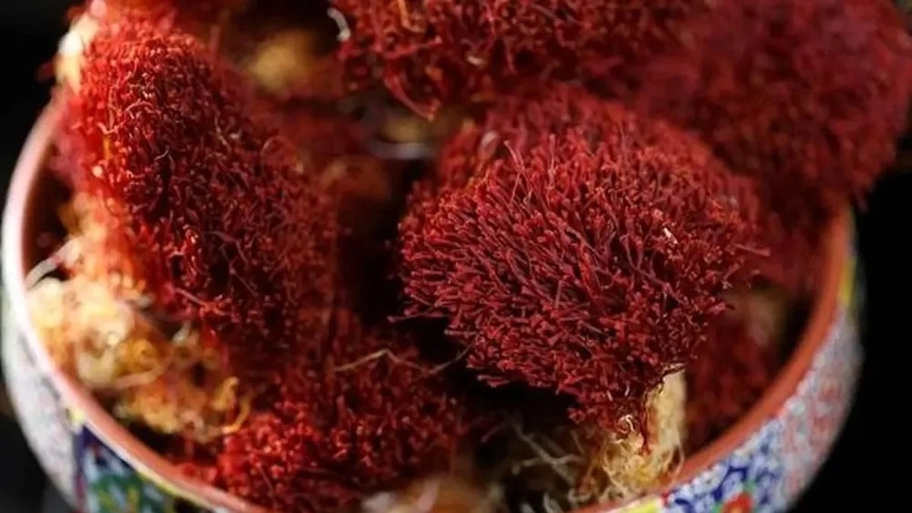 Advantages of buying saffron from the farmer