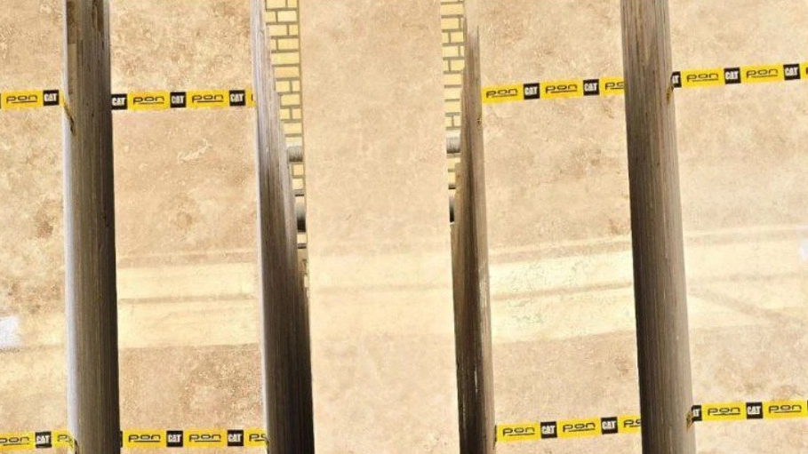 Sale of travertine stone in Isfahan