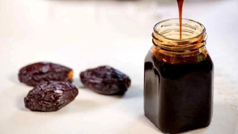 Organic Mehdi, sale and distribution of pomegranate paste, grape juice and date juice in Tehran