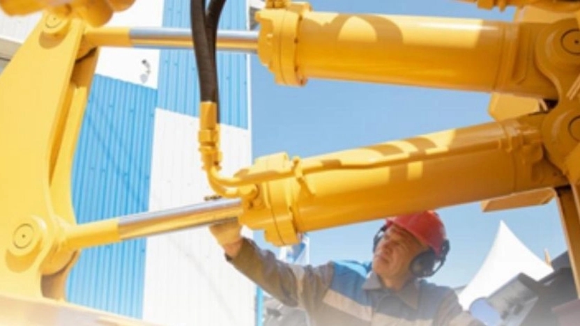 Mahan Gostar complex, specialized repairs of road construction machinery in Mashhad
