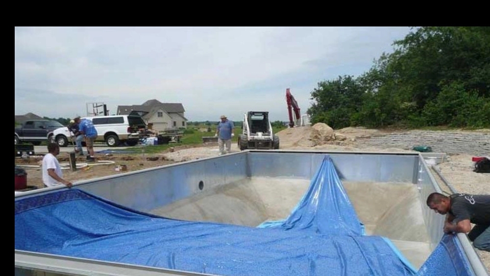 Getting to know the steps of building a pool from zero to one hundred