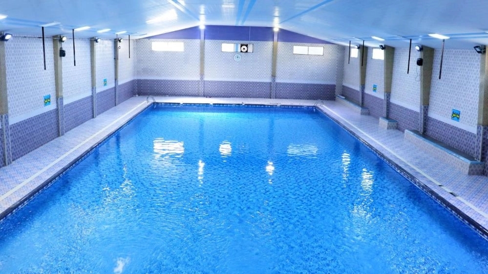 Persian pool builders in Shaheswar