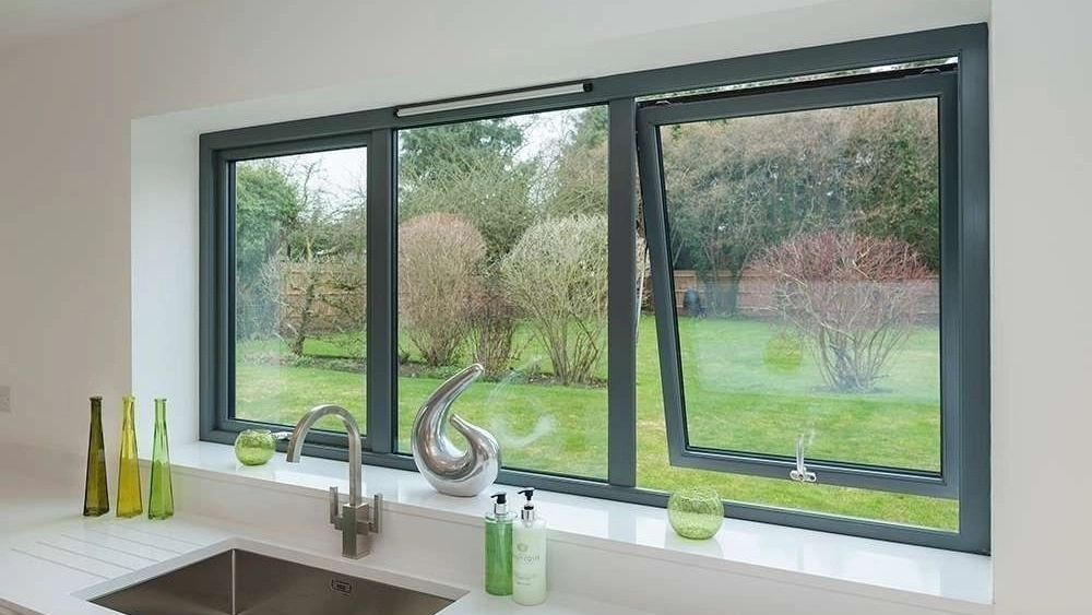 How is double-glazed glass made?