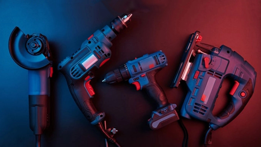 Sales and distribution of industrial tools in power tools store