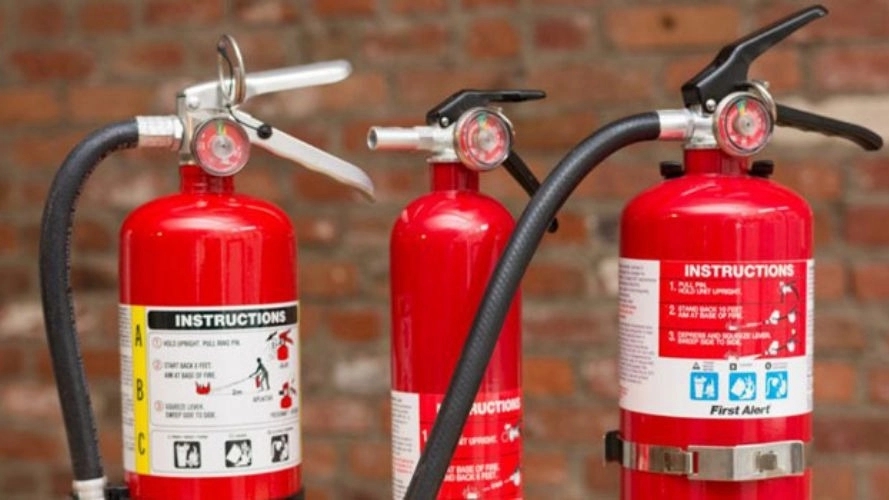 Immunization services and fire extinguishers in Kavos Dome