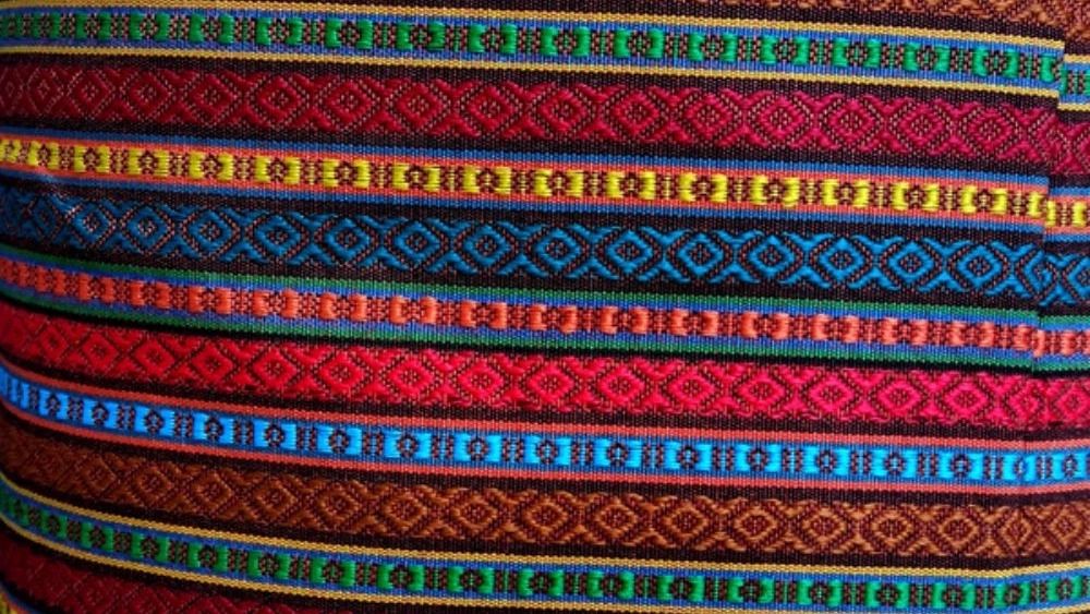 Jajim fabric production in Isfahan