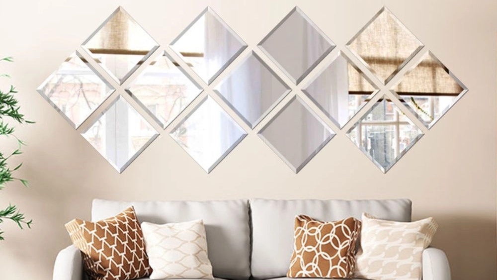 Advantages of decorative mirrors in buildings