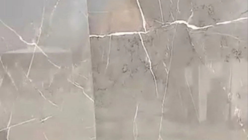 Seng Malek, marble and travertine exchange in Isfahan