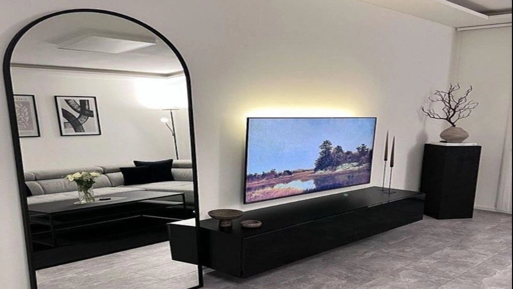 Iron Decor, a manufacturer of tall mirror metal products in Ahvaz
