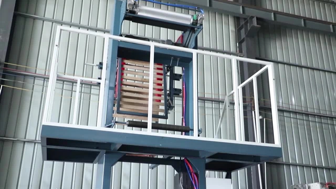 Construction of Calabar hydraulic lift in Isfahan