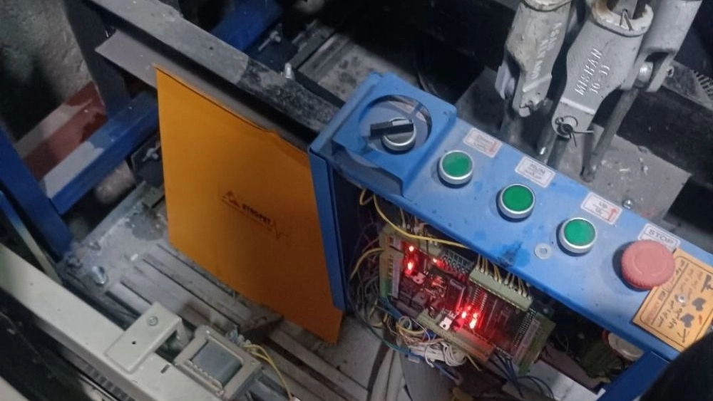 Asanbar ideal researchers, installation and commissioning of elevators in Urmia