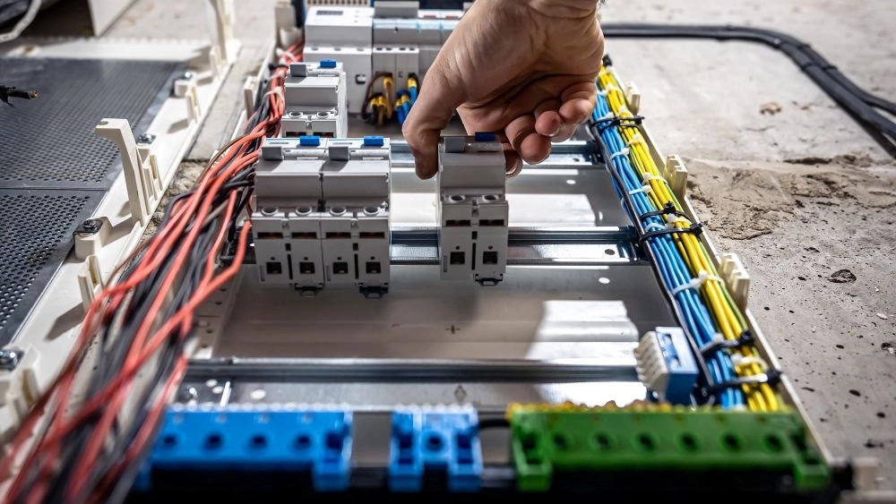 Designing electrical installations and industrial machinery equipment in Tehran