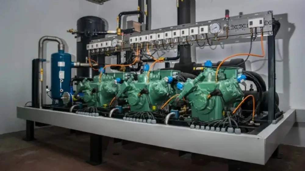 Atlas Karan Mofid compressor in Tehran