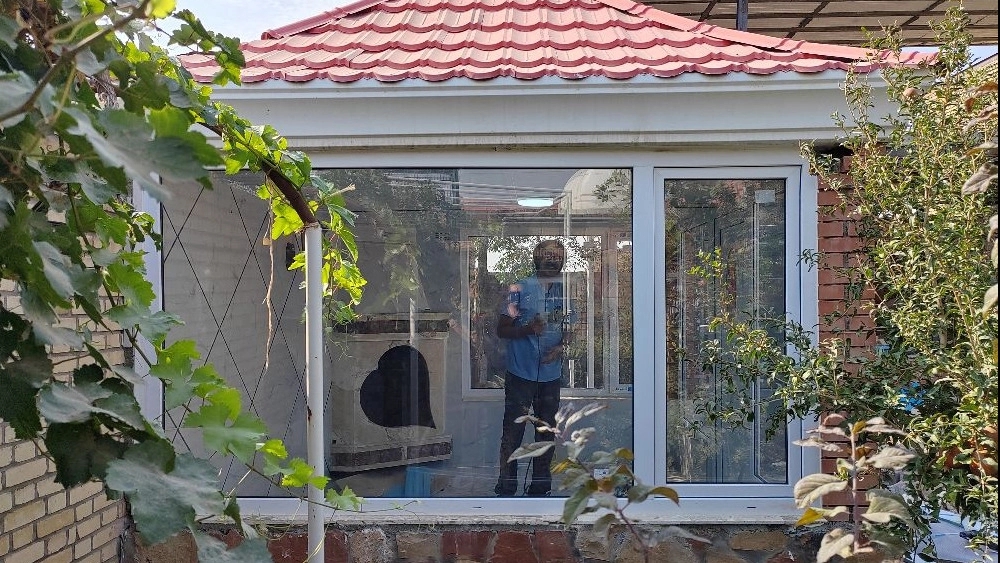 Making double-glazed upvc doors and windows for pavilions