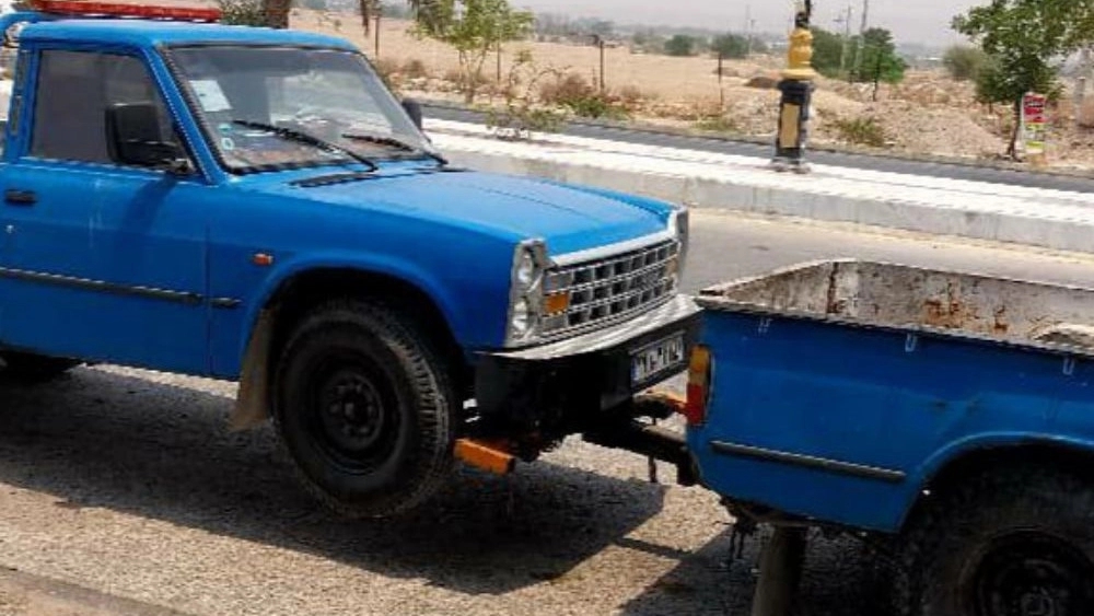 Car rescue in Abadan
