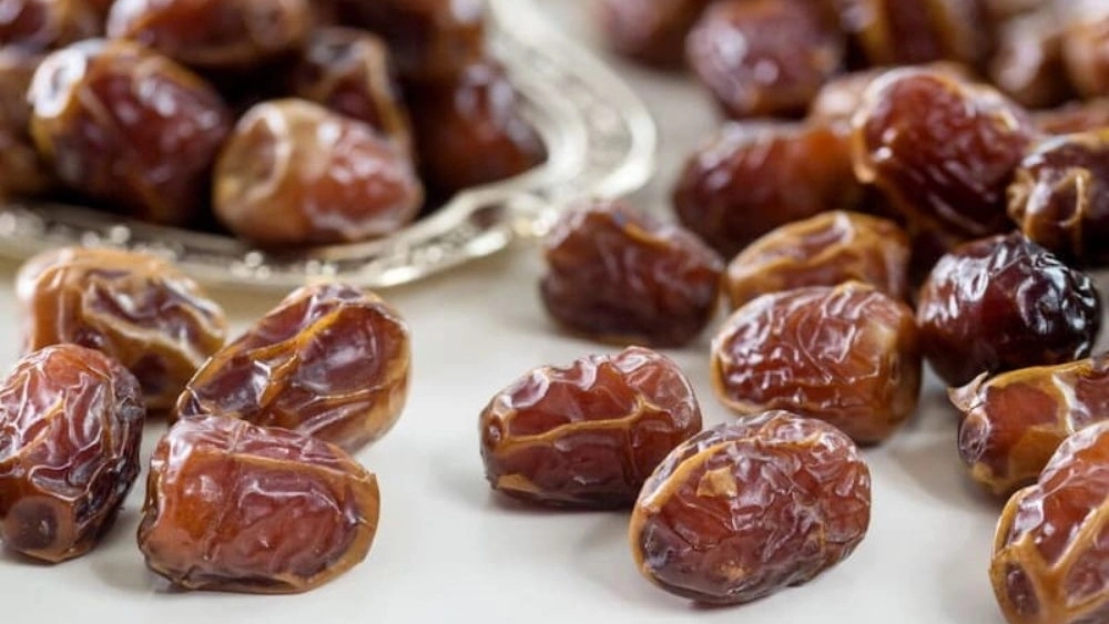 فروش عمده خرما خاصویی در بندرعباس