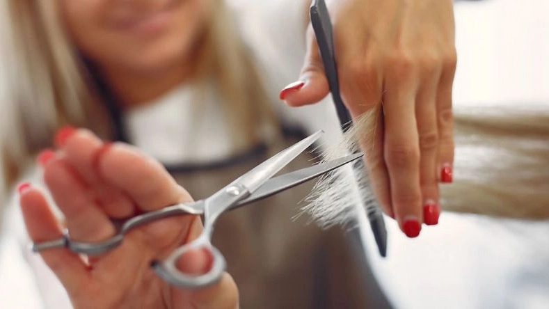 Hair cut in Shiraz