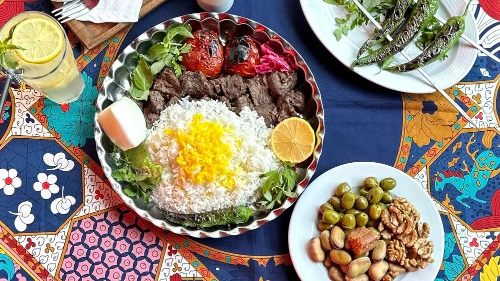 Plakbab restaurant in Rasht