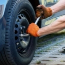 Akbar Rahmani auto service, oil change and puncture repair in the vineyard