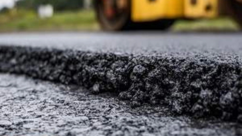 Asphalting and sanding in Arak