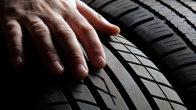 Najafi tires, providing rim and tire services in Arak
