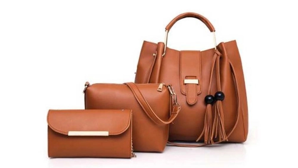 Sale of bags in Mashhad