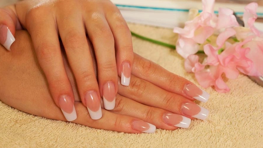 Nail transplant in Rasht