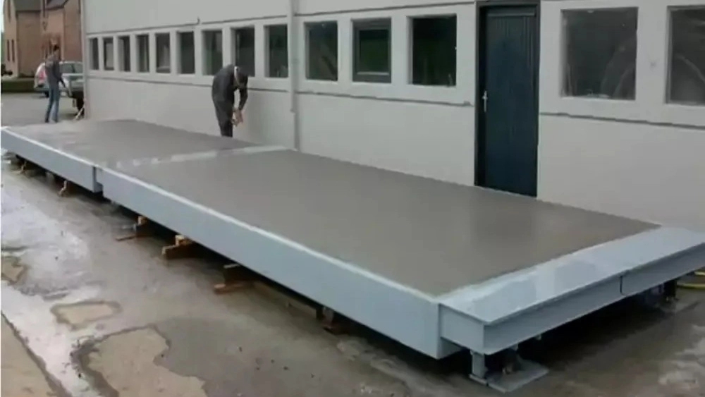 Scale production in Mallard, Tehran