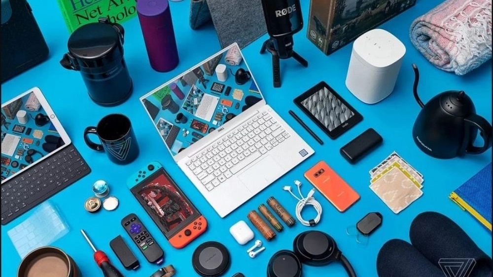 Parsa Store, selling mobile accessories and ps5 in Tehran
