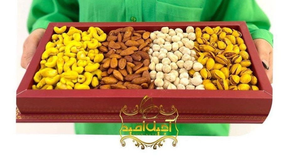 Ajil Omid, selling dry fruits, chocolate, pistachio and walnut in Bandar Abbas