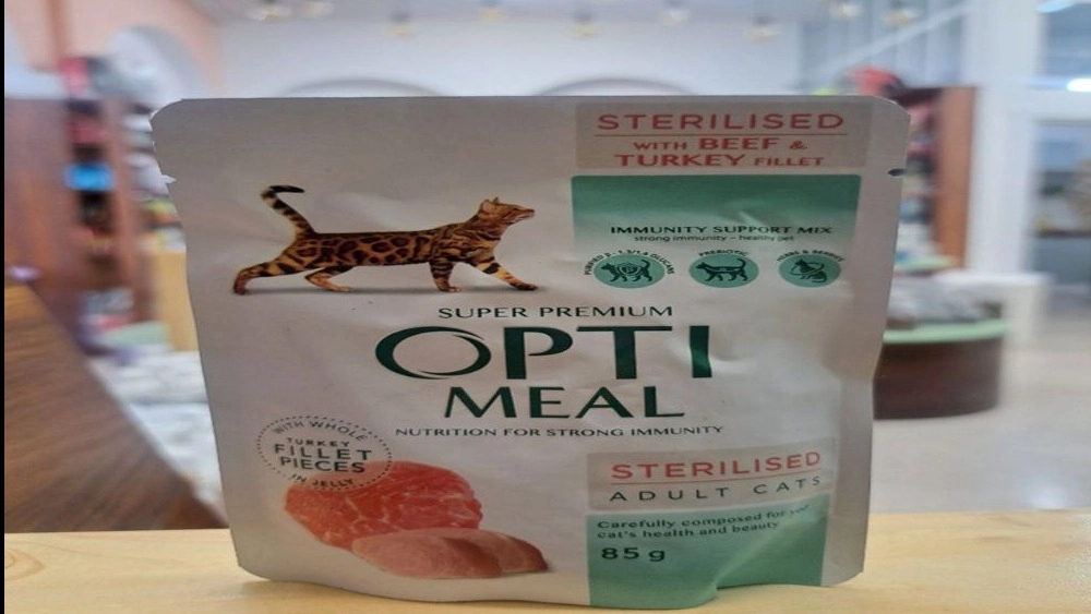 Sterilized cat poop with beef and turkey flavor, Optimeal brand