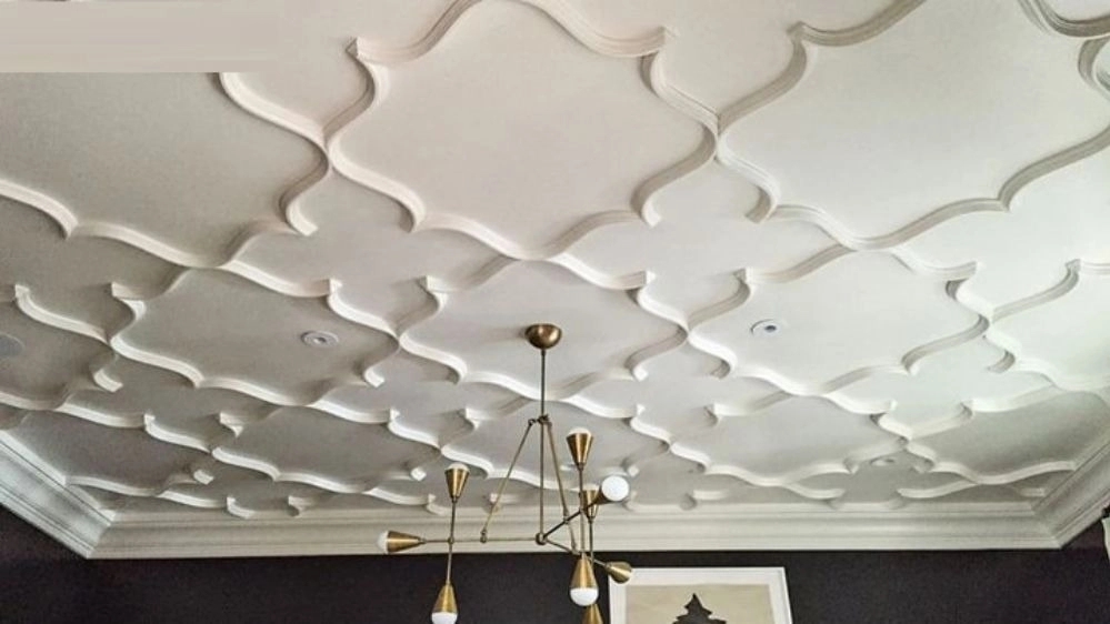 Adeli decoration, implementation of patina and plastering in Birjand
