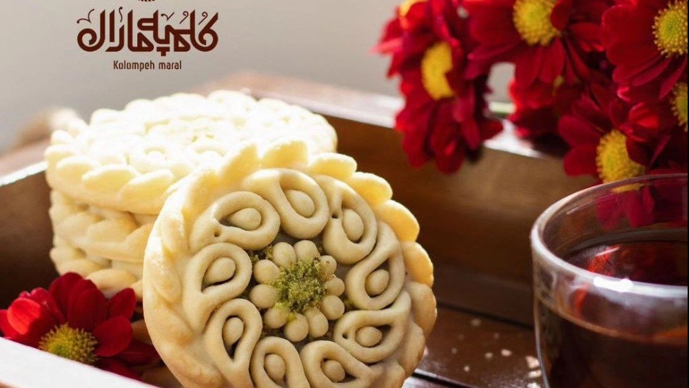 What is Klompe Maral, a souvenir of Kerman?