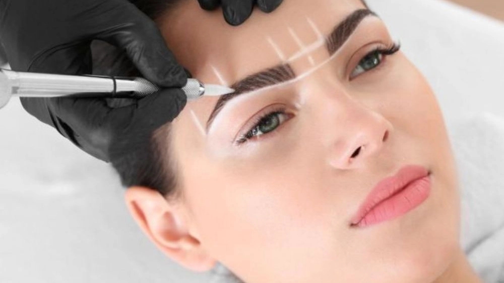 Campus Academy, permanent makeup training and specialized services in Benab