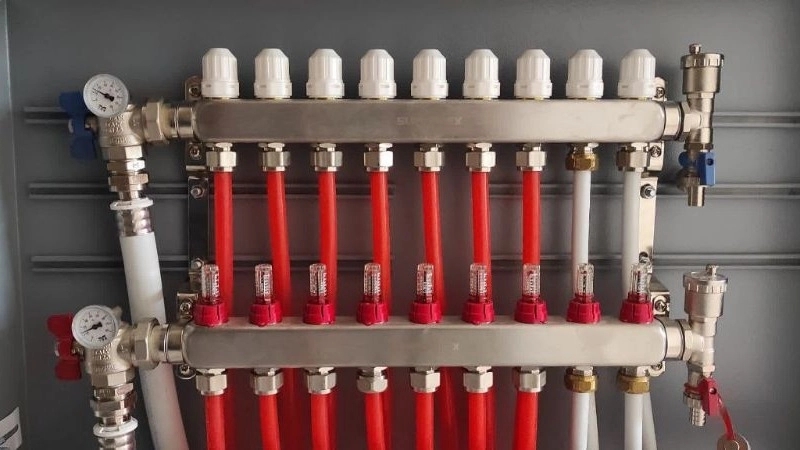 Comfort facilities, hot and cold plumbing, underfloor heating pool plumbing in Tonkabon