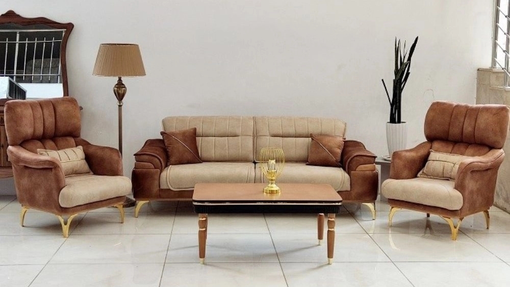 Selling furniture in Qom