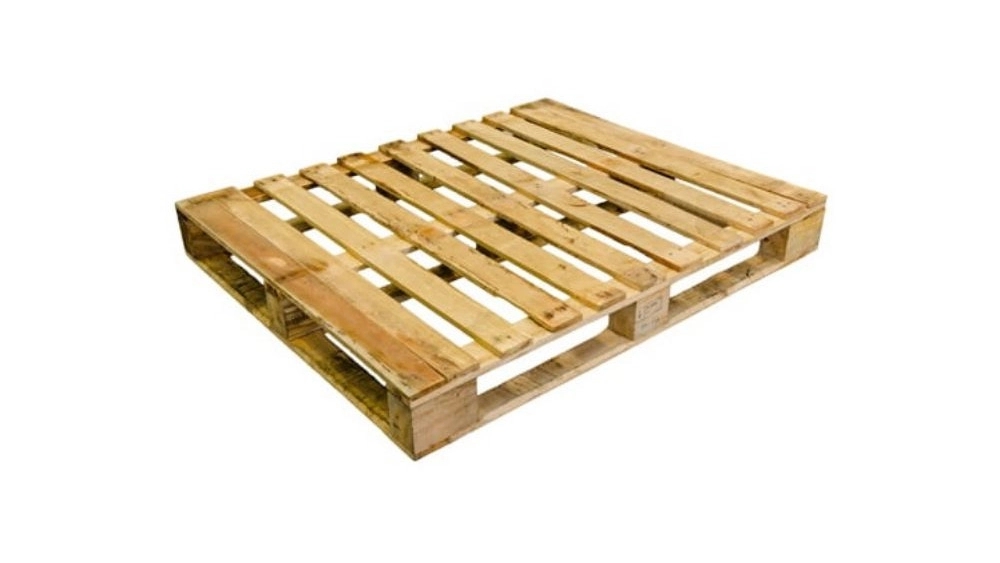 Kaveh Wood Industries, in the field of buying and selling wooden pallets in Saveh
