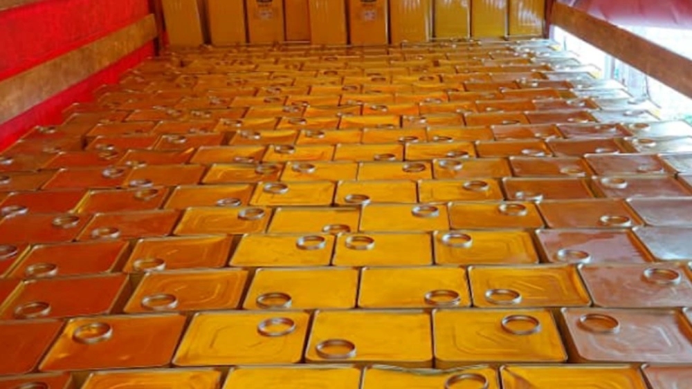 Major production and distribution of Kermanshahi Yekta Leban animal oil