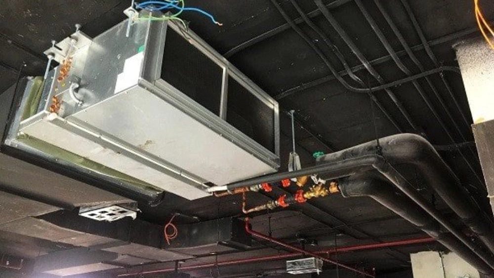Split duct installation and piping