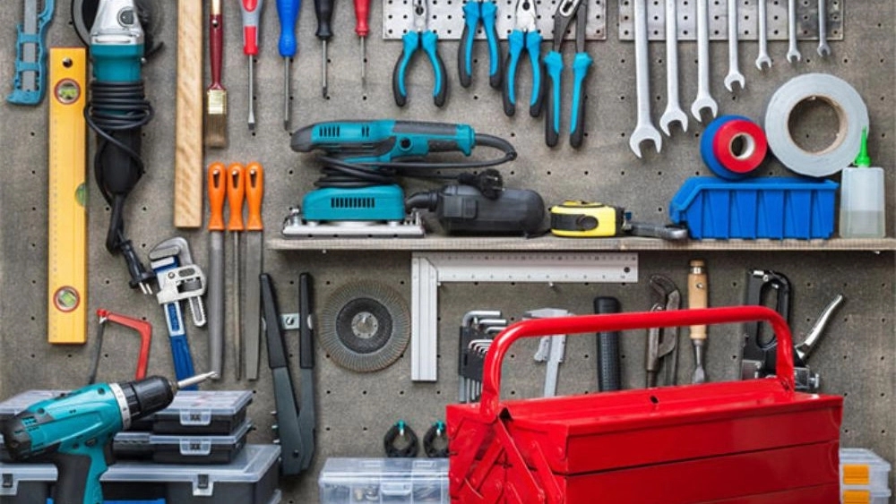 Khaksar oil tools, selling welding machines in Hormozgan