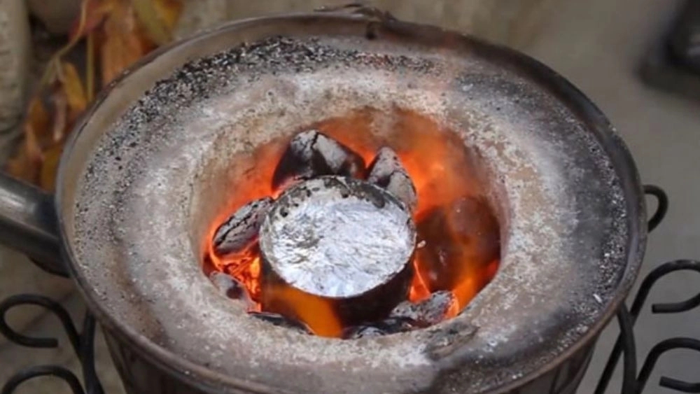 Zarin Sanat aluminum smelting furnace in Tehran