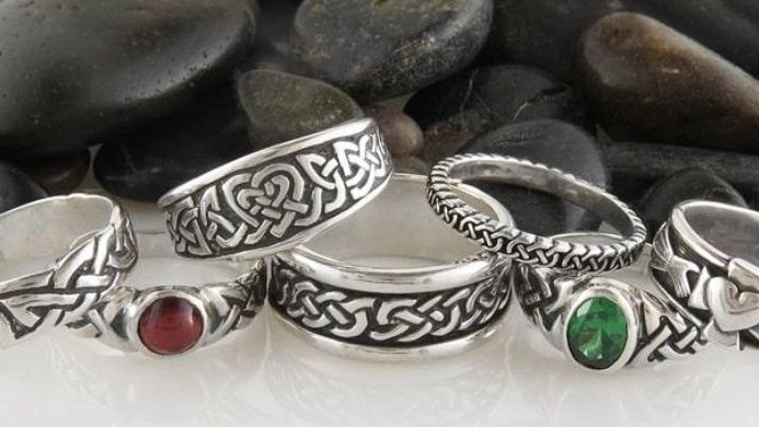 Healing properties of silver ring