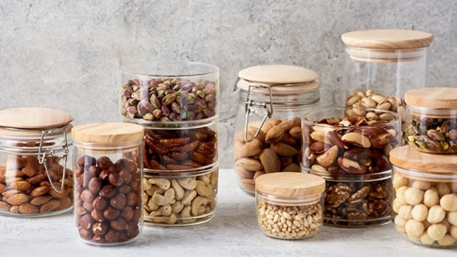 Ateshgah nuts in Isfahan