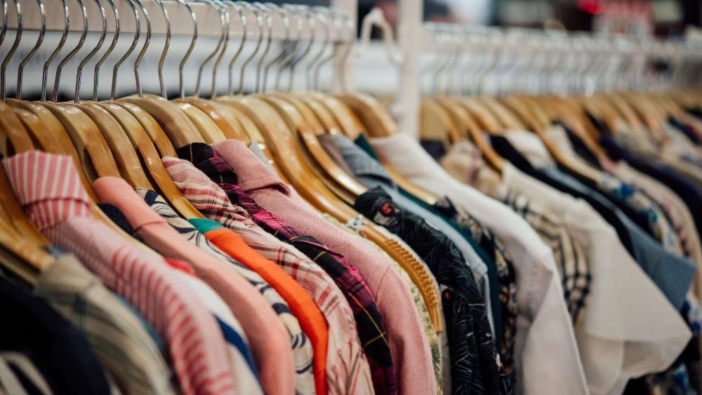 Wholesale sale of women's clothing in Tabriz
