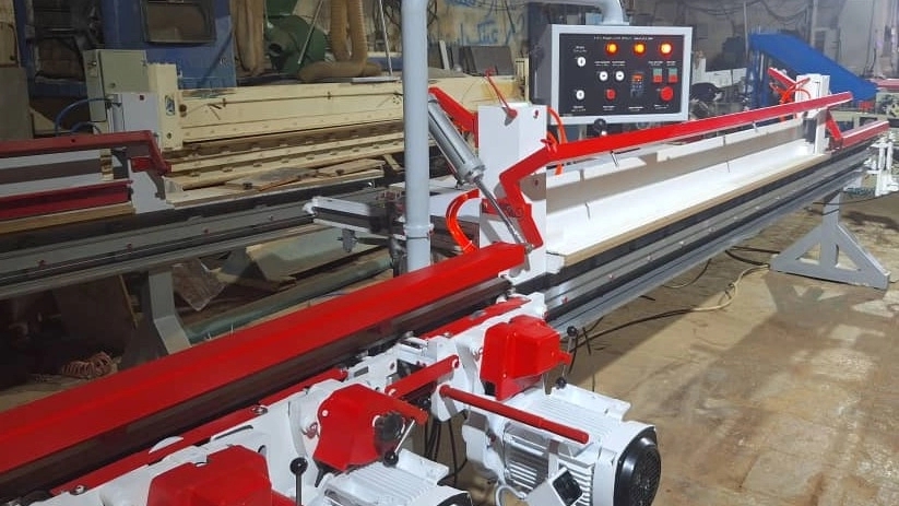 Making a frame machine for the edge of the lathe