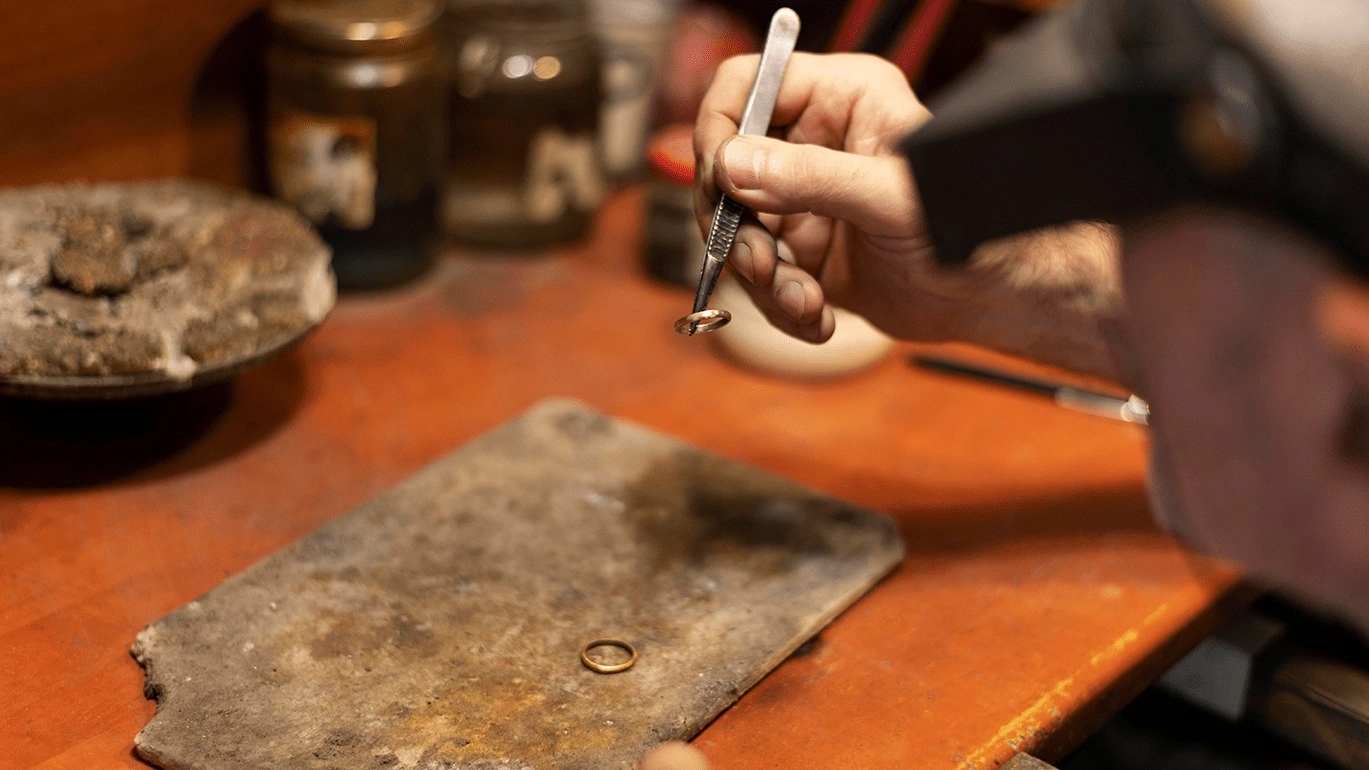 Sale of casting resin for gold and jewelry in Tehran